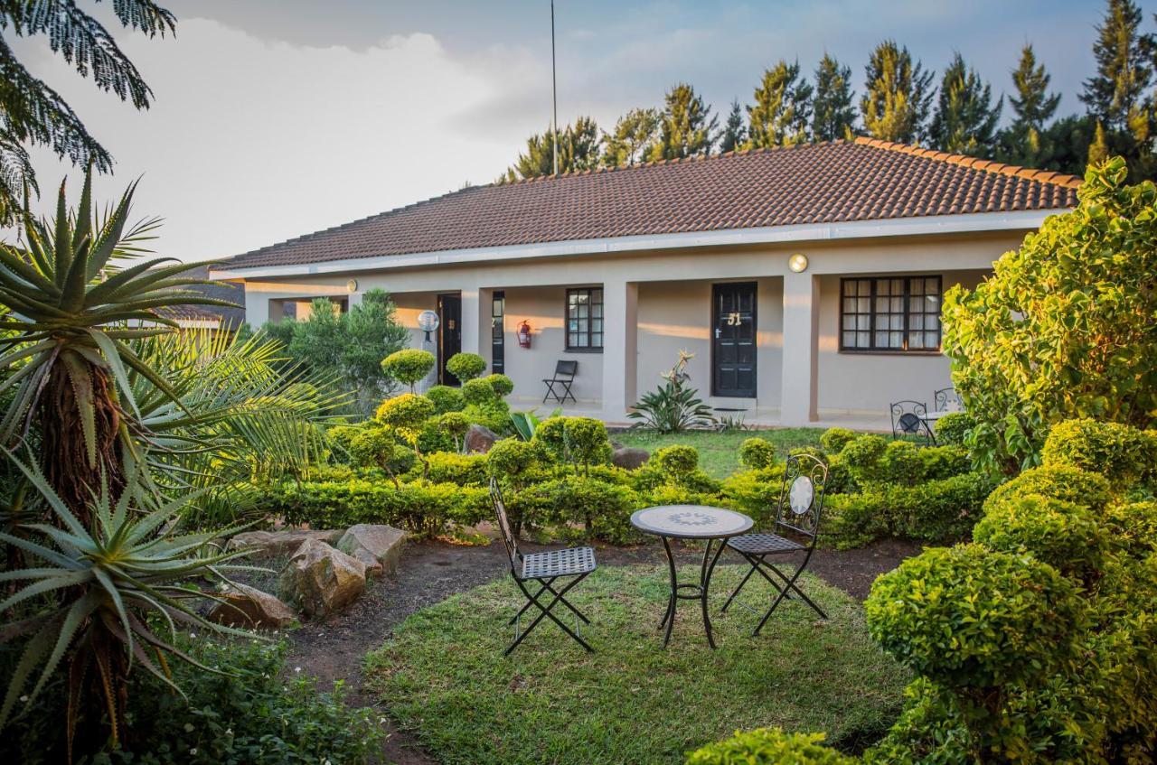 Nongoma Lodge & Inn Cc Bagian luar foto
