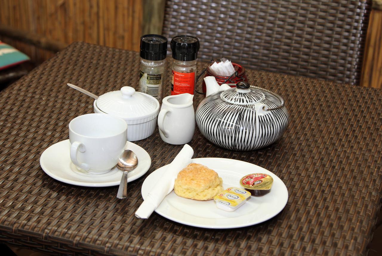 Nongoma Lodge & Inn Cc Bagian luar foto